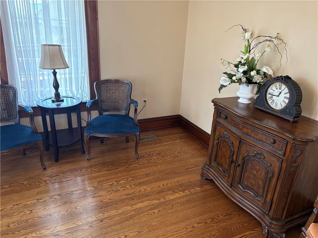 108 S Springfield Street, Berryville, AR 72616