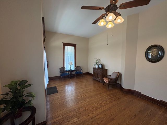 108 S Springfield Street, Berryville, AR 72616