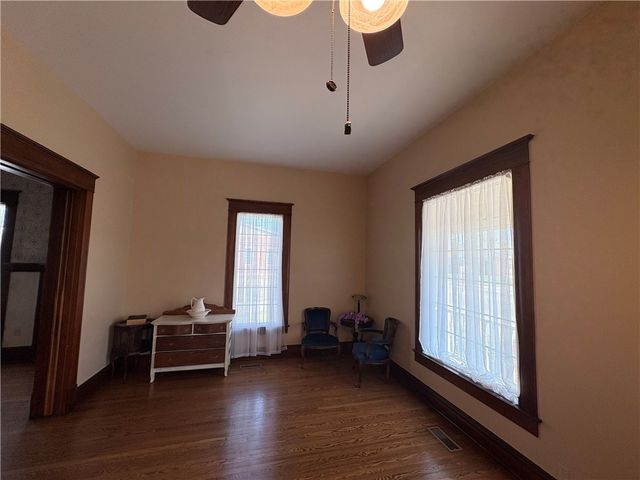 108 S Springfield Street, Berryville, AR 72616