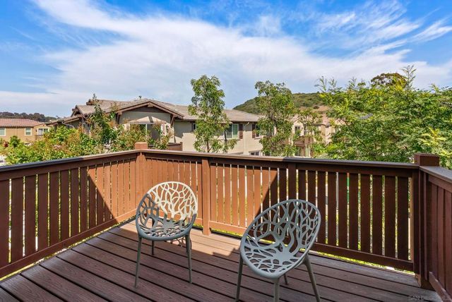 3304 Telaga Rd, Carlsbad, CA 92010