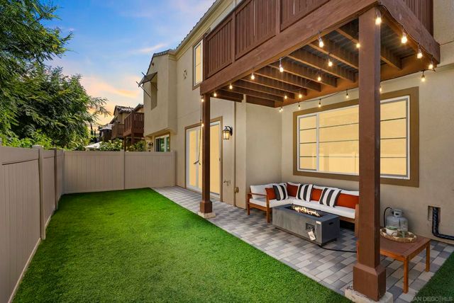 3304 Telaga Rd, Carlsbad, CA 92010