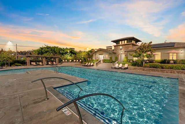 3304 Telaga Rd, Carlsbad, CA 92010