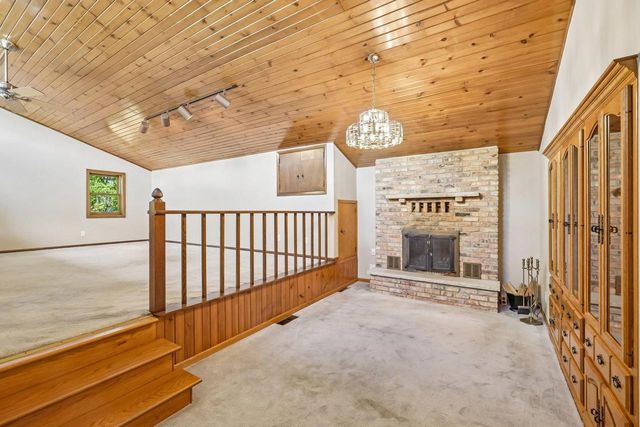 1210 Ellen Avenue, Madison, WI 53716
