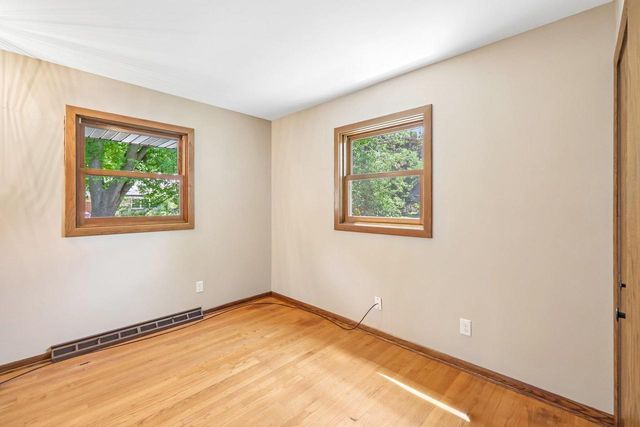 1210 Ellen Avenue, Madison, WI 53716