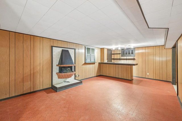 1210 Ellen Avenue, Madison, WI 53716