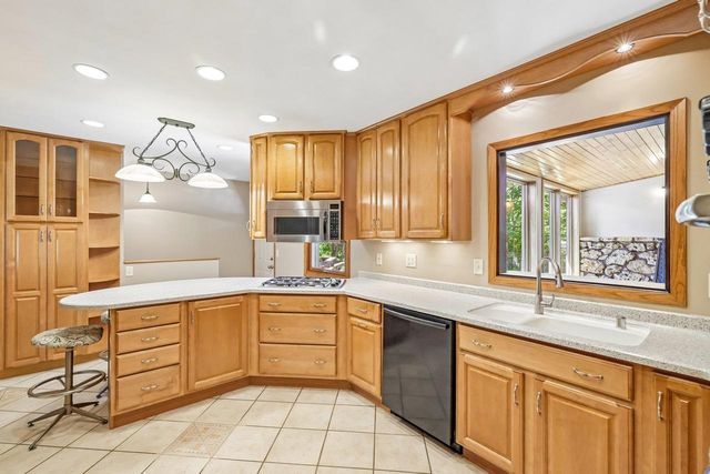 1210 Ellen Avenue, Madison, WI 53716