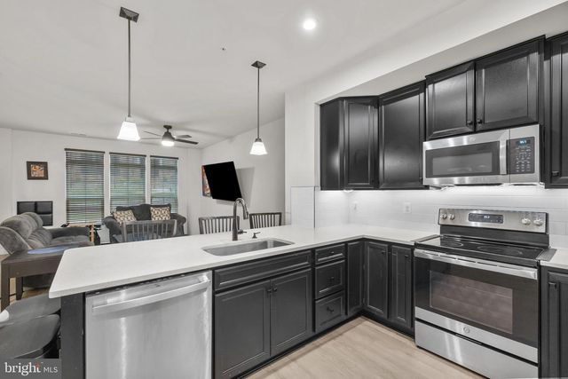 17379 HARRISON RIDGE DR, Dumfries, VA 22026