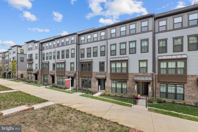 17379 HARRISON RIDGE DR, Dumfries, VA 22026