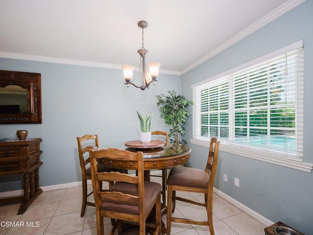 582 El Lado Drive, Simi Valley, CA 93065