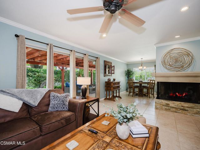 582 El Lado Drive, Simi Valley, CA 93065