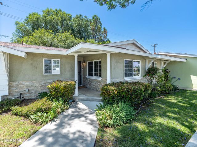 582 El Lado Drive, Simi Valley, CA 93065