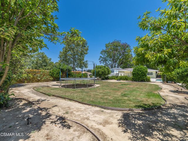 582 El Lado Drive, Simi Valley, CA 93065