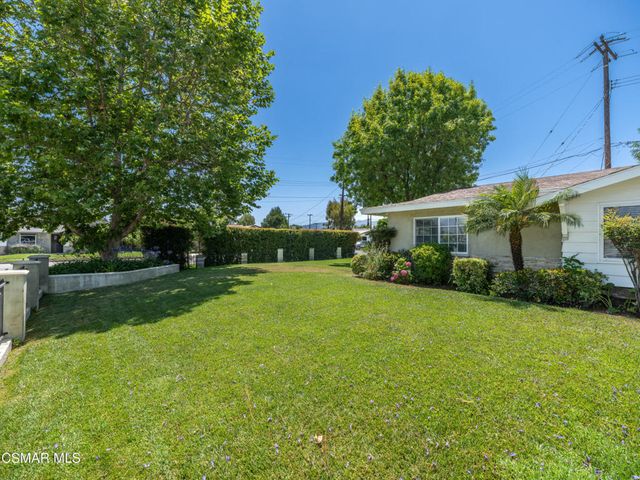 582 El Lado Drive, Simi Valley, CA 93065