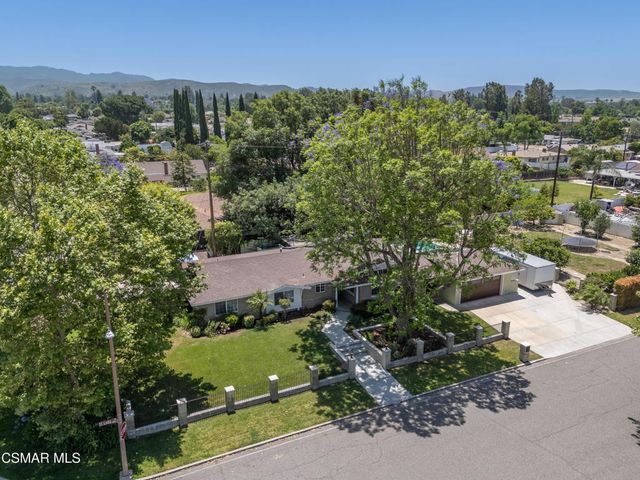 582 El Lado Drive, Simi Valley, CA 93065