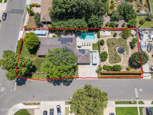 582 El Lado Drive, Simi Valley, CA 93065