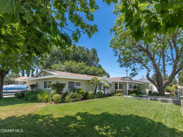 582 El Lado Drive, Simi Valley, CA 93065