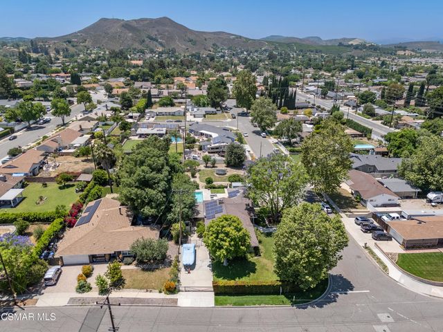 582 El Lado Drive, Simi Valley, CA 93065