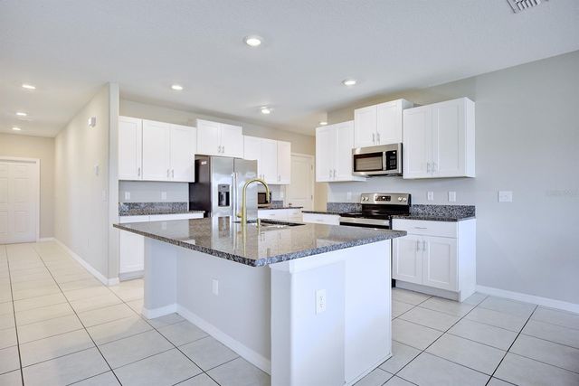 2139 OLD MINING ROAD, Lakeland, FL 33801