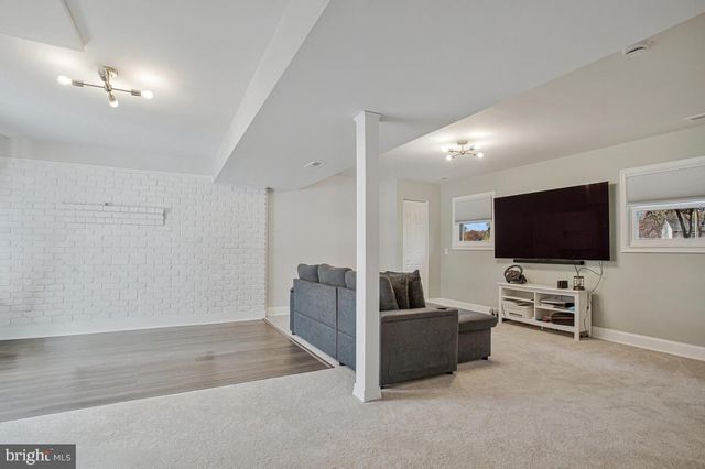 267 LAKE RIVIERA RD, Pasadena, MD 21122