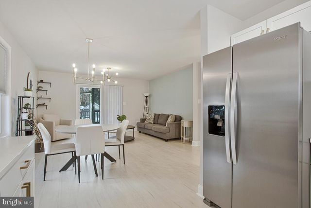 267 LAKE RIVIERA RD, Pasadena, MD 21122