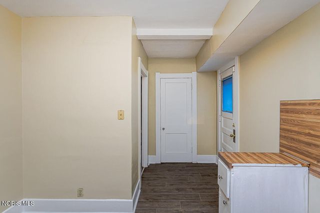 855 Brighton Avenue, Toledo, OH 43609