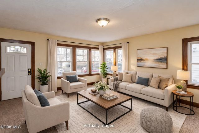 855 Brighton Avenue, Toledo, OH 43609