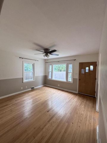 3421 S Hanson AVENUE, Milwaukee, WI 53207
