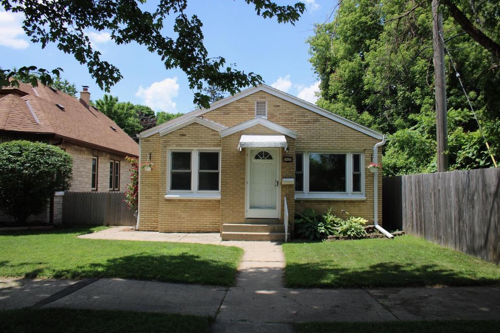 3421 S Hanson AVENUE, Milwaukee, WI 53207