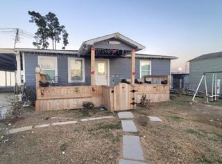 570 County Road 5102j, Cleveland, TX 77327