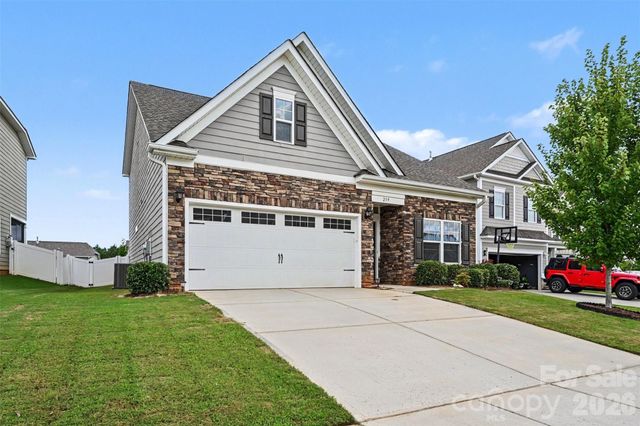 239 Sycamore Drive, Lancaster, SC 29720