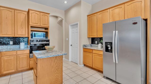 12008 Persimmon Avenue NE, Albuquerque, NM 87111