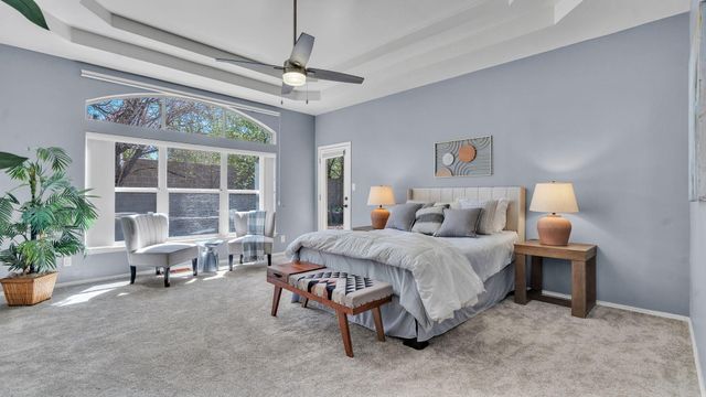 12008 Persimmon Avenue NE, Albuquerque, NM 87111