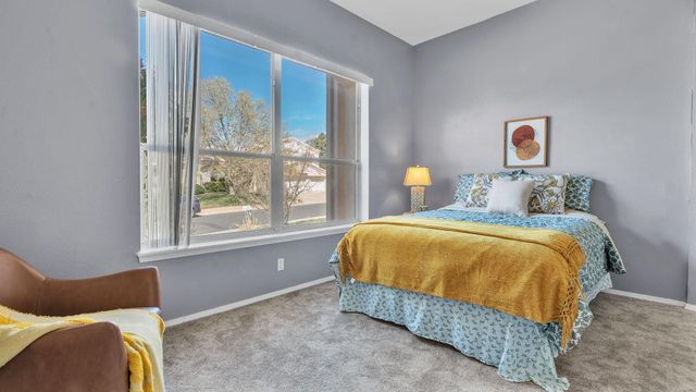 12008 Persimmon Avenue NE, Albuquerque, NM 87111