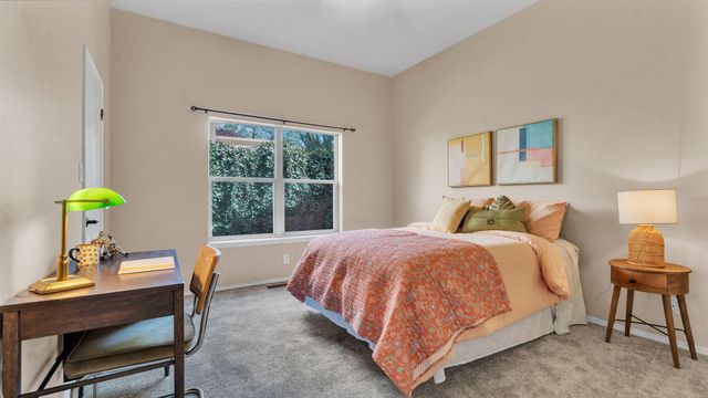 12008 Persimmon Avenue NE, Albuquerque, NM 87111