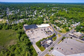 220 East Ashland Street, Brockton, MA 02302