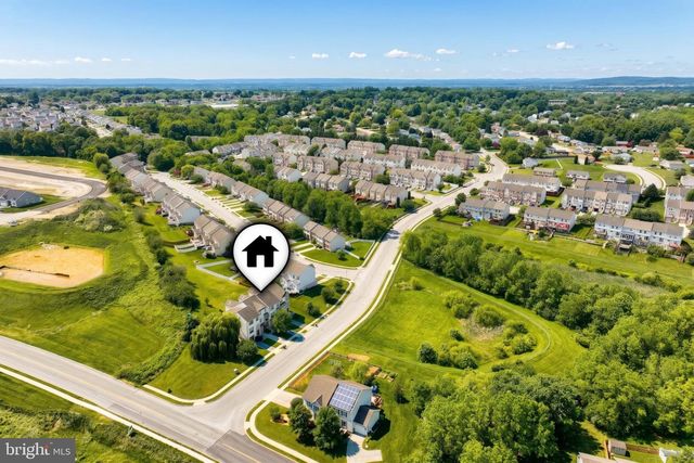 95 COLONIAL DR, Hanover, PA 17331