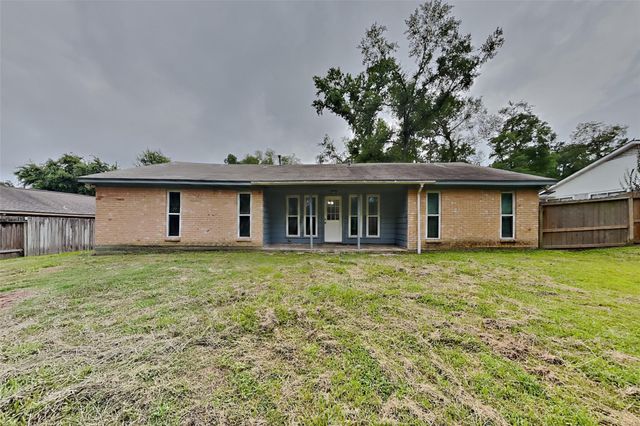 3302 Long Shadows Street, Spring, TX 77380