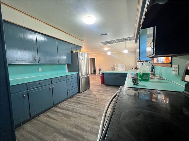 117 Nuss Drive, Mineola, TX 75773