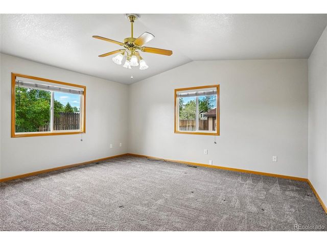 3226 Ivy Ct, Loveland, CO 80537