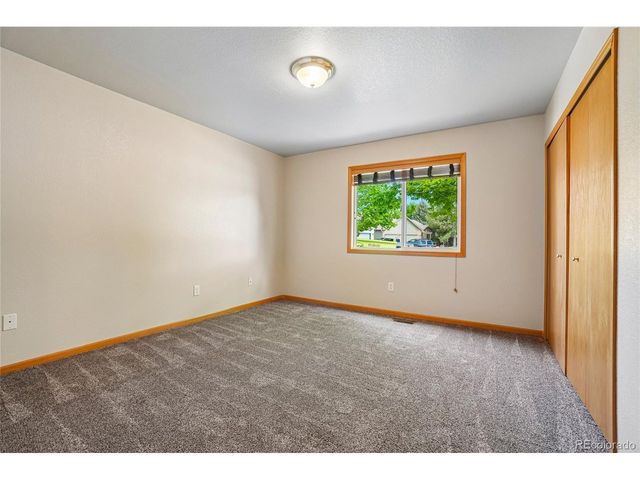 3226 Ivy Ct, Loveland, CO 80537