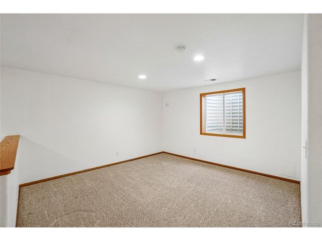 3226 Ivy Ct, Loveland, CO 80537