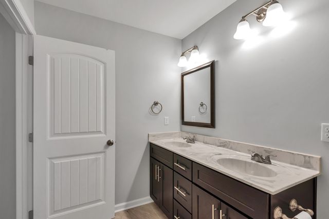 1605 Villa Cir, Lebanon, TN 37090