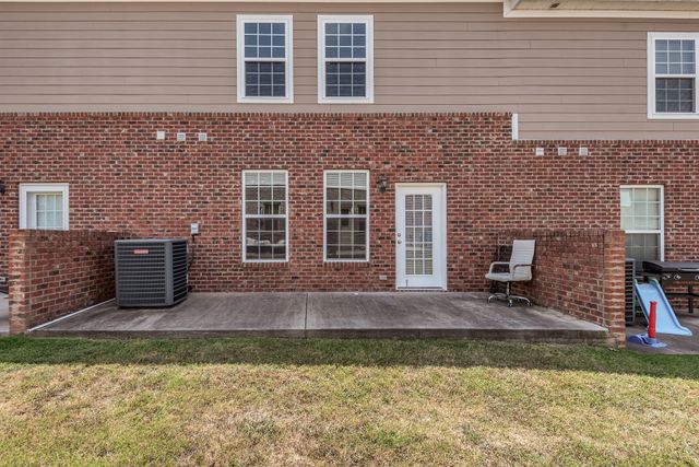 1605 Villa Cir, Lebanon, TN 37090