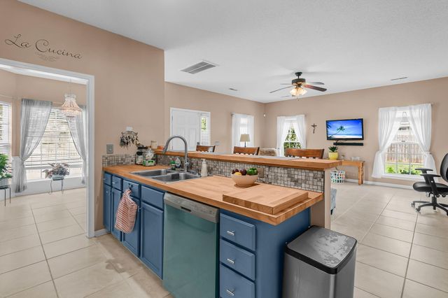 104 Savannah River Drive, Summerville, SC 29485