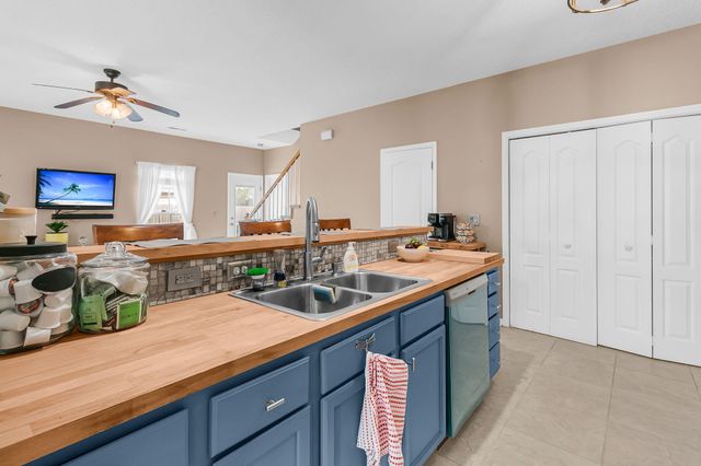 104 Savannah River Drive, Summerville, SC 29485