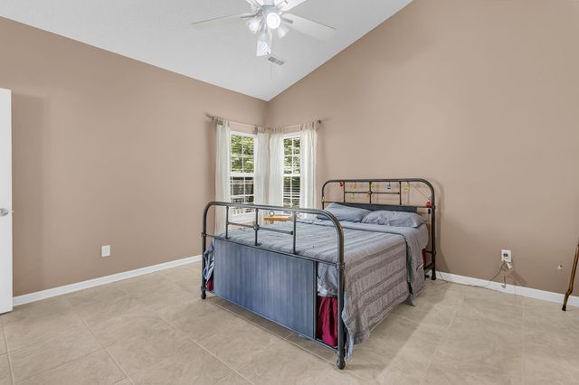 104 Savannah River Drive, Summerville, SC 29485