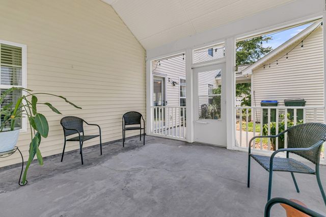104 Savannah River Drive, Summerville, SC 29485