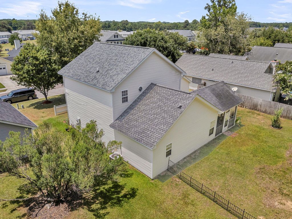 Image 42 of property listing at 104 Savannah River Drive, Summerville, SC 29485
