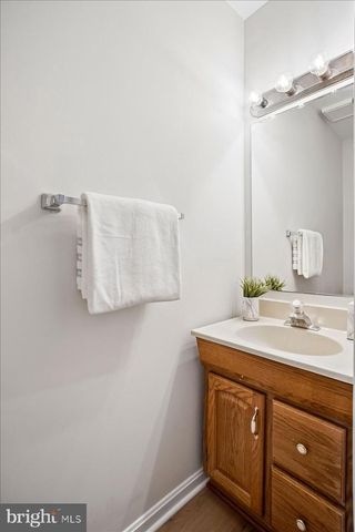 6013 CROCUS CT, Alexandria, VA 22310
