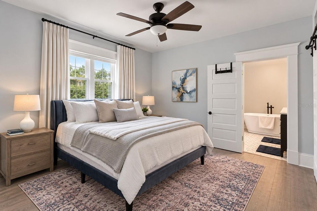 Image 19 of property listing at 109 E JEAN STREET, Tampa, FL 33604